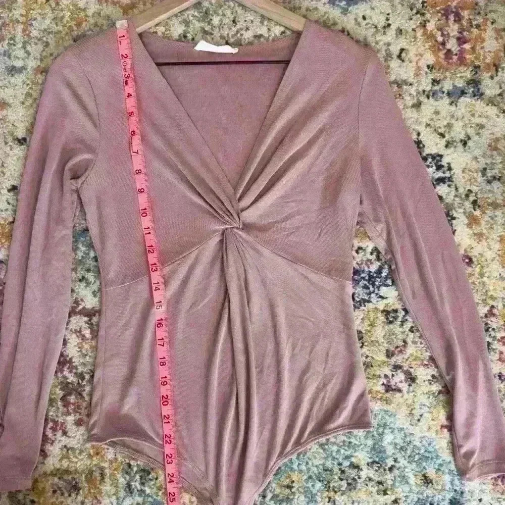 Elodie Women’s Blush Pink Bodysuit Size Large - Picture 7 of 9